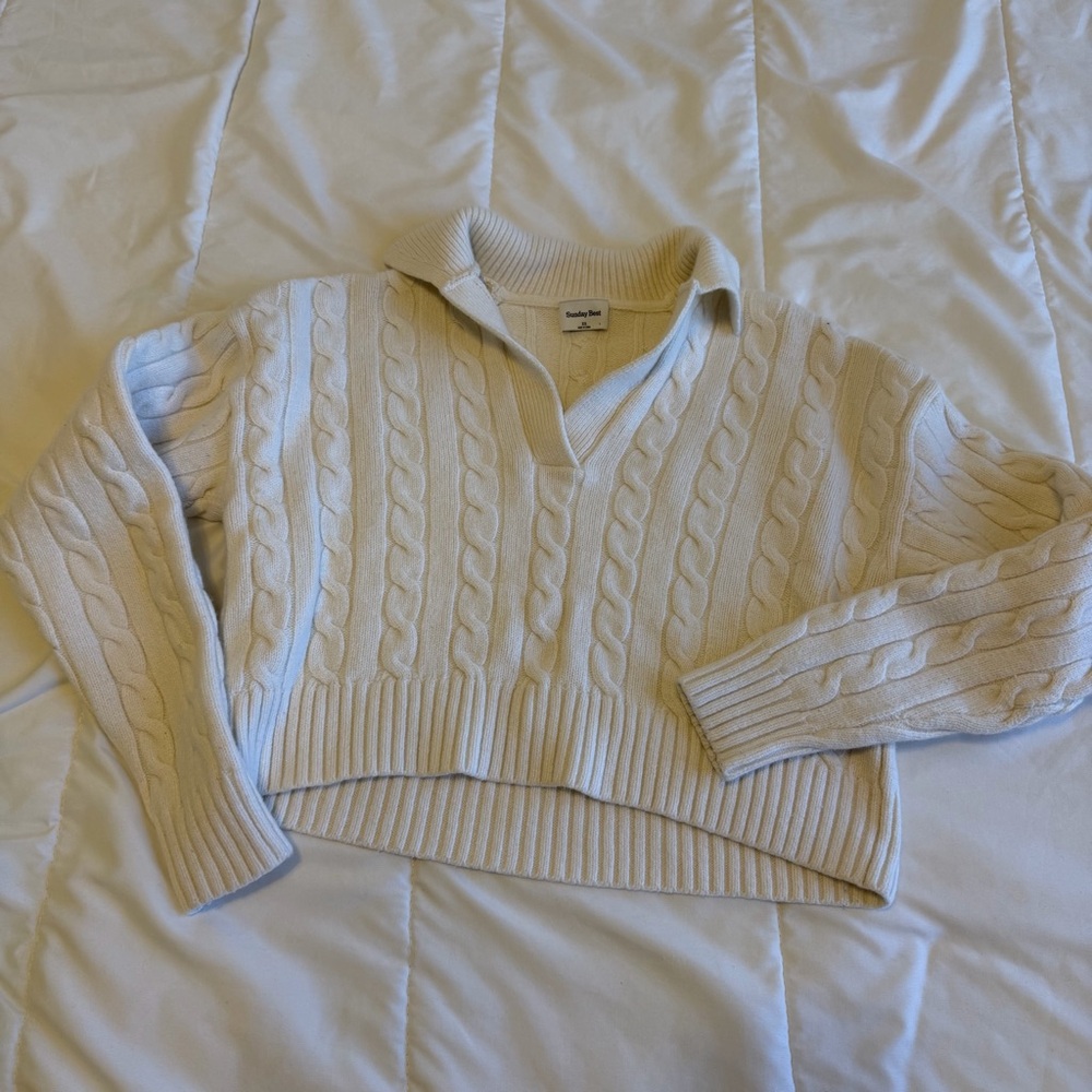Aritzia sweater